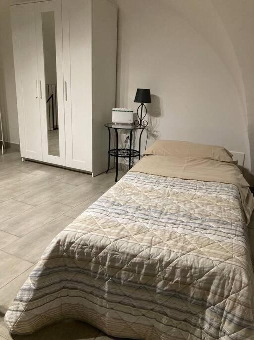 Center And Station Apartment Bari Ngoại thất bức ảnh